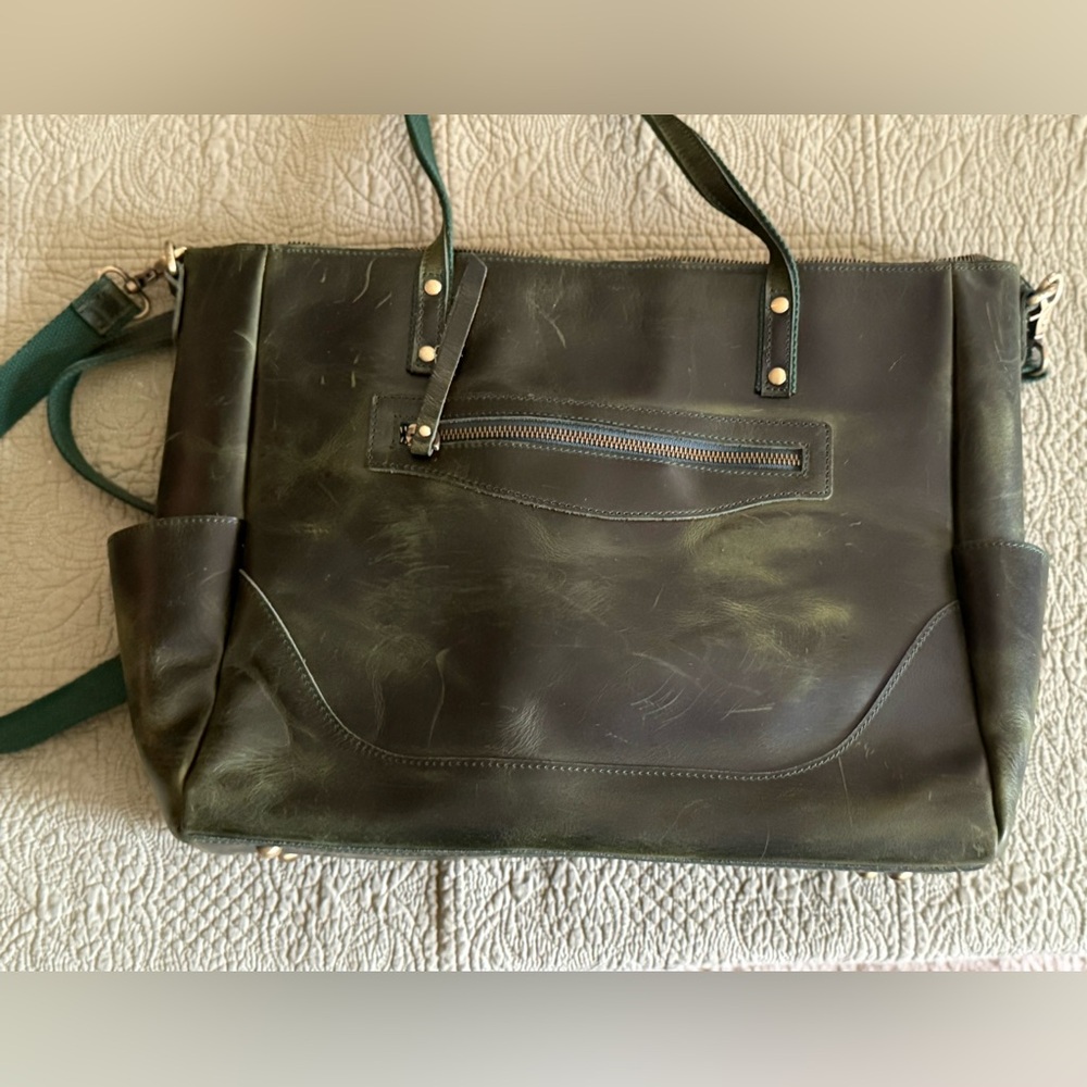 Women’s Chic Green Leather Tote Bag